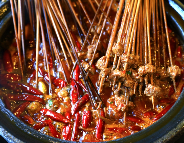 愛上成都美食，愛上串串香