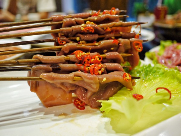 地道家鄉味兒,就品串串香 