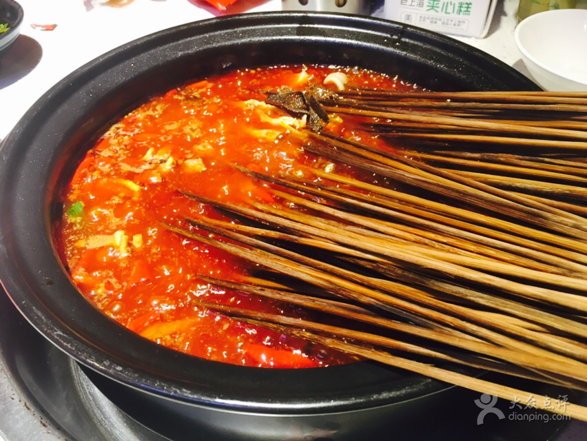 串串香加盟費要多少錢？變身美女老板指日可待