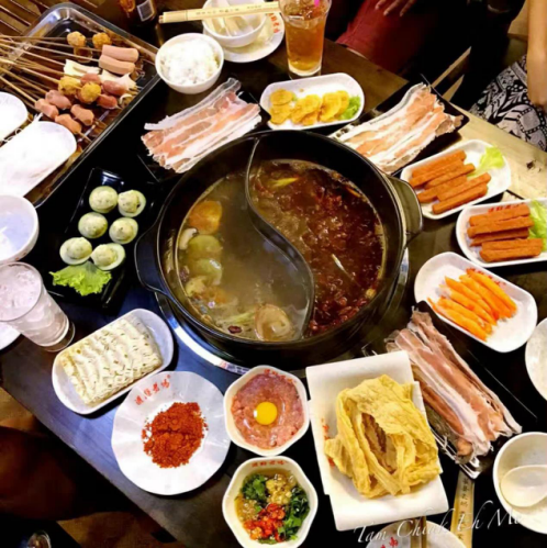 灌縣老媽串串香實拍