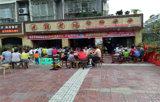 砂鍋串串香加盟行業發展前景怎么樣？